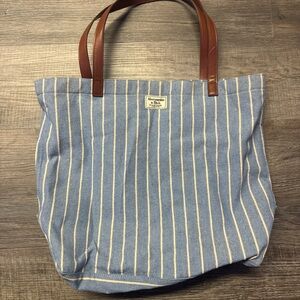 Abercrombie and fitch tote bag